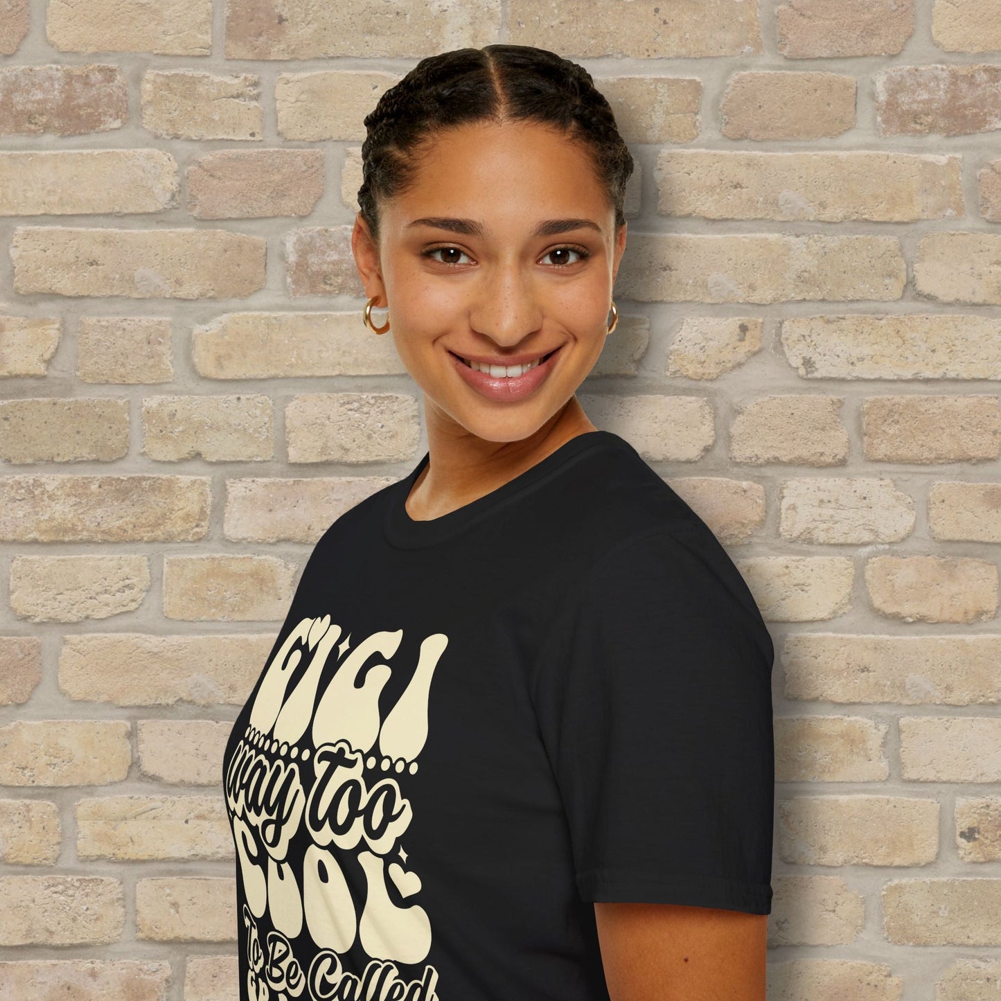 T-Shirt Gigi Tee – Way Too Cool to Be Called Grandma - Vibrant Styles