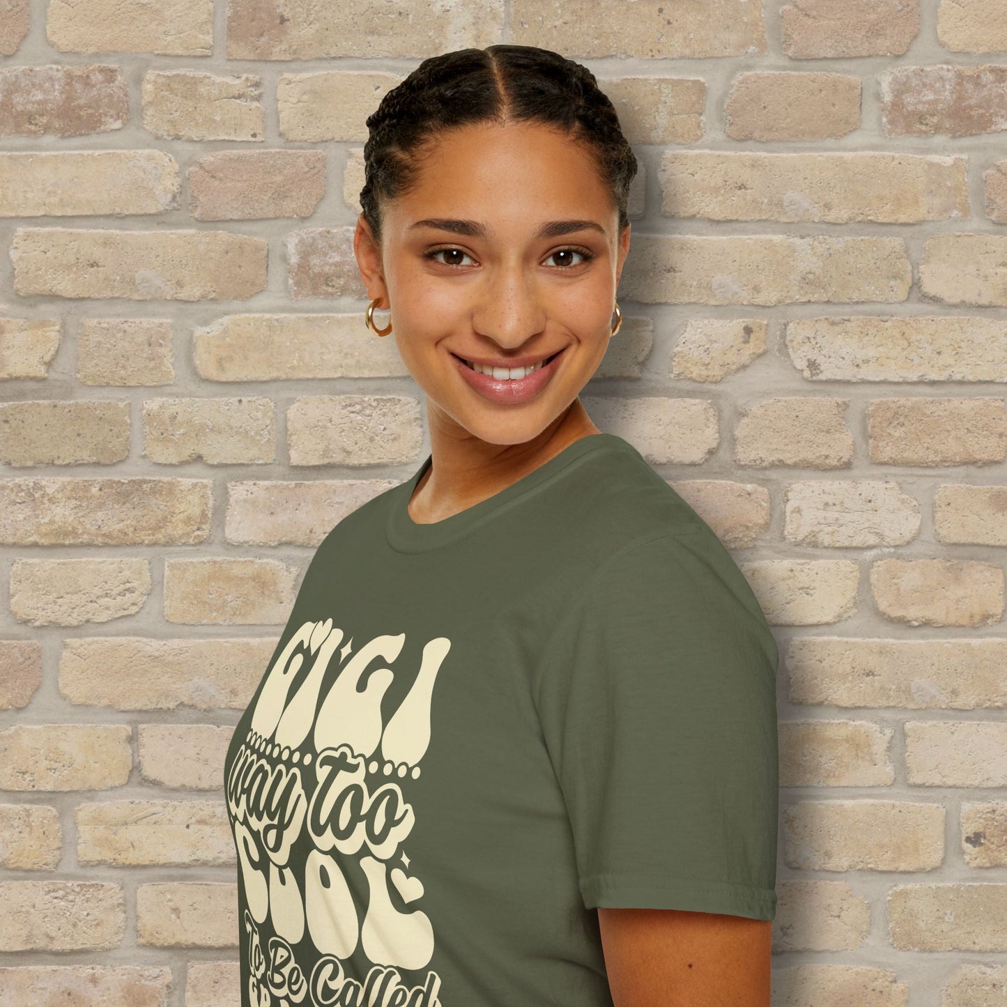 T-Shirt Gigi Tee – Way Too Cool to Be Called Grandma - Vibrant Styles