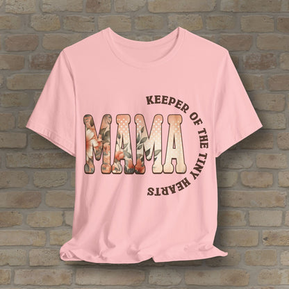 T-Shirt Keeper of the Tiny Hearts – Floral Mama Tee - Vibrant Styles