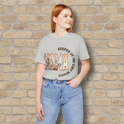 T-Shirt Keeper of the Tiny Hearts – Floral Mama Tee - Vibrant Styles