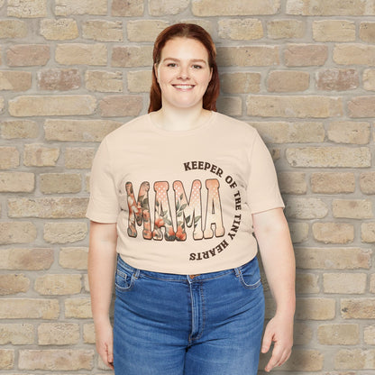 T-Shirt Keeper of the Tiny Hearts – Floral Mama Tee - Vibrant Styles