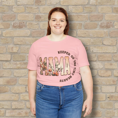 T-Shirt Keeper of the Tiny Hearts – Floral Mama Tee - Vibrant Styles