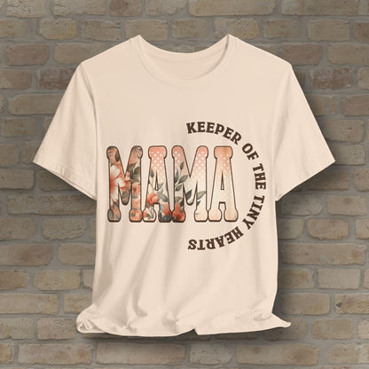 T-Shirt Keeper of the Tiny Hearts – Floral Mama Tee - Vibrant Styles