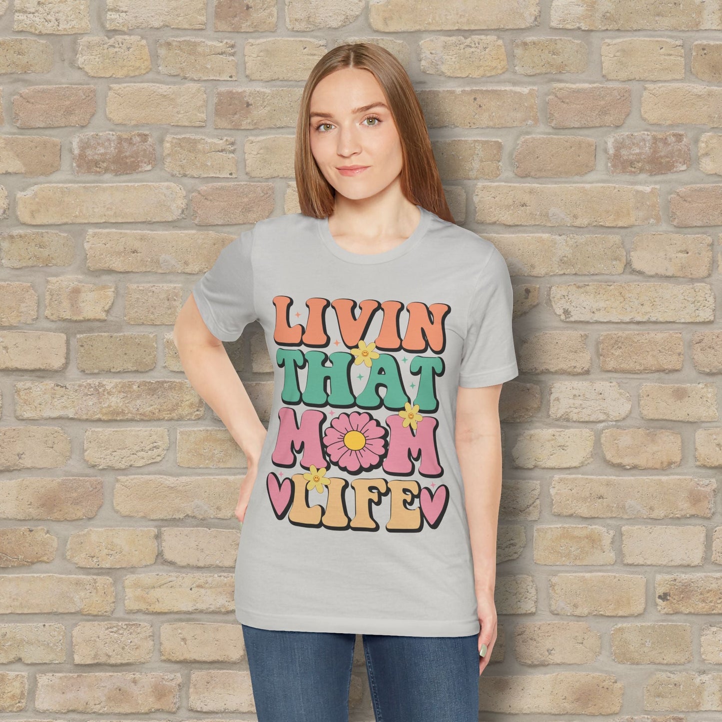 T-Shirt Livin’ That Mom Life Tee - Vibrant Styles