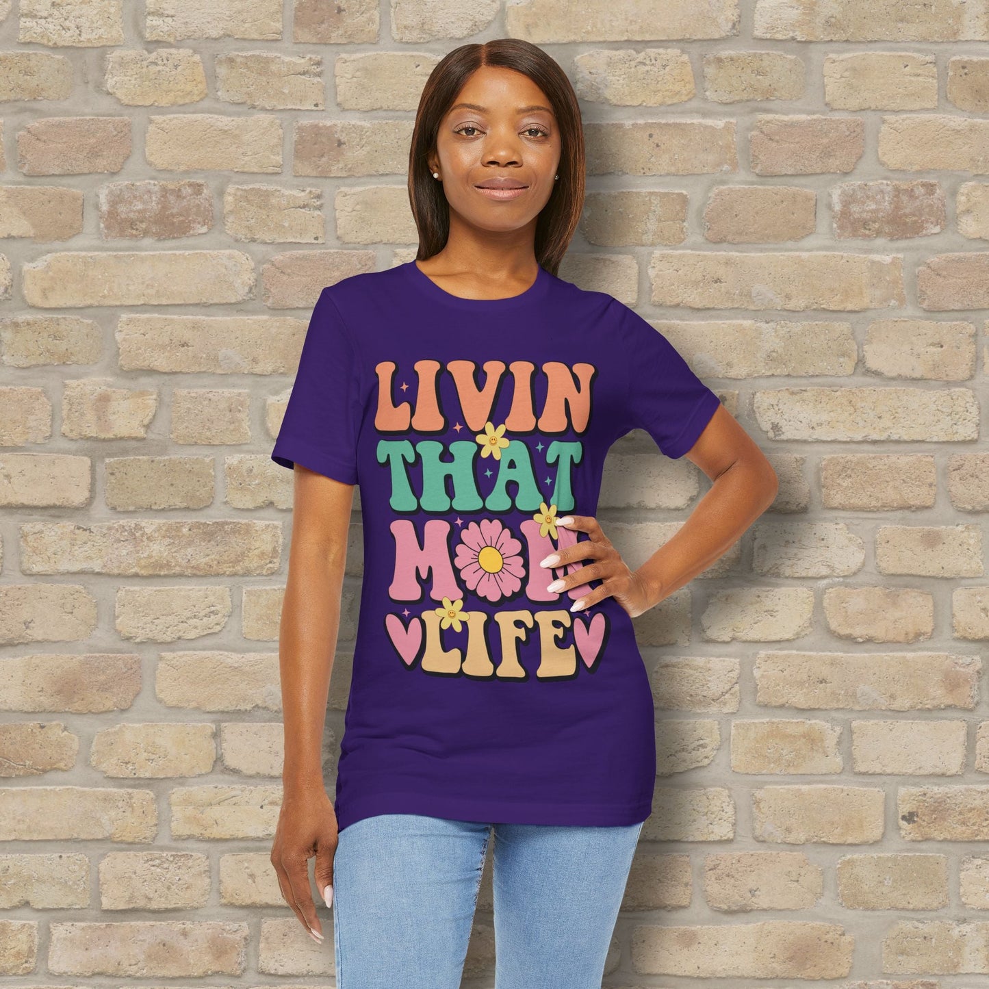 T-Shirt Livin’ That Mom Life Tee - Vibrant Styles