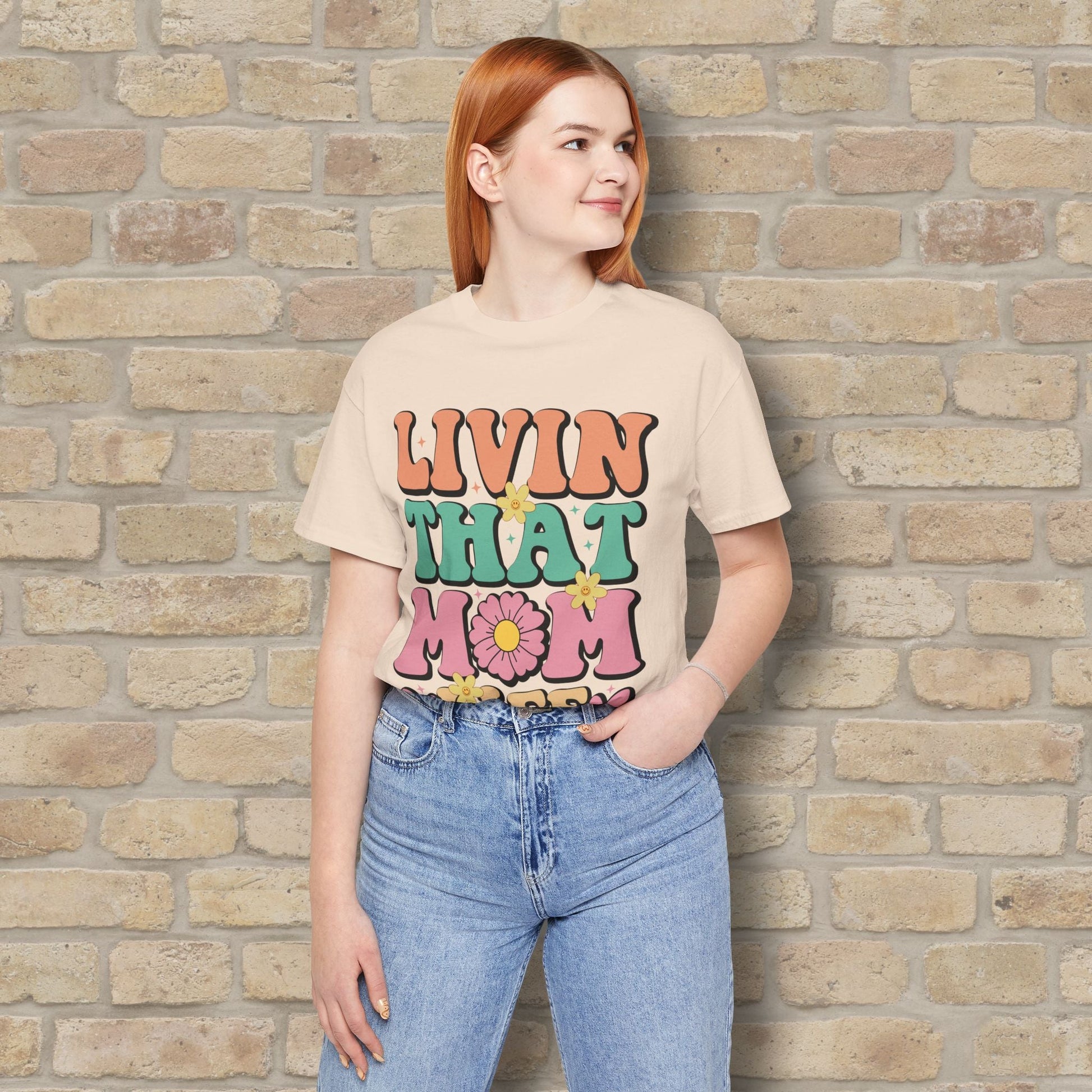 T-Shirt Livin’ That Mom Life Tee - Vibrant Styles