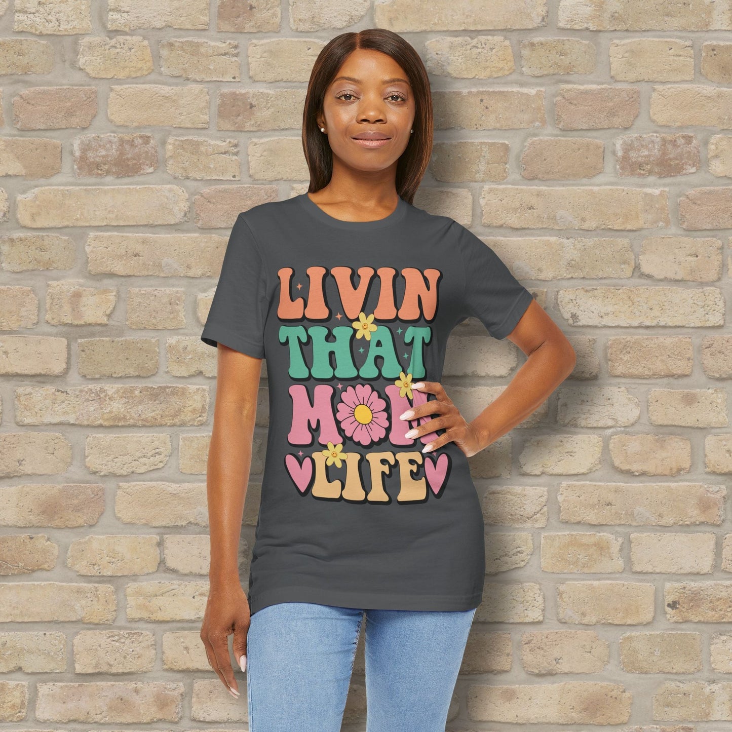 T-Shirt Livin’ That Mom Life Tee - Vibrant Styles