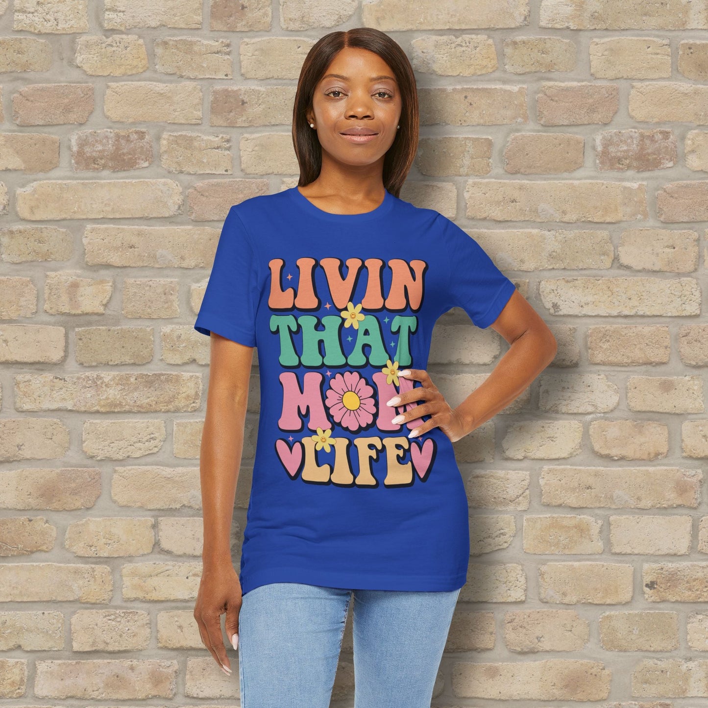T-Shirt Livin’ That Mom Life Tee - Vibrant Styles