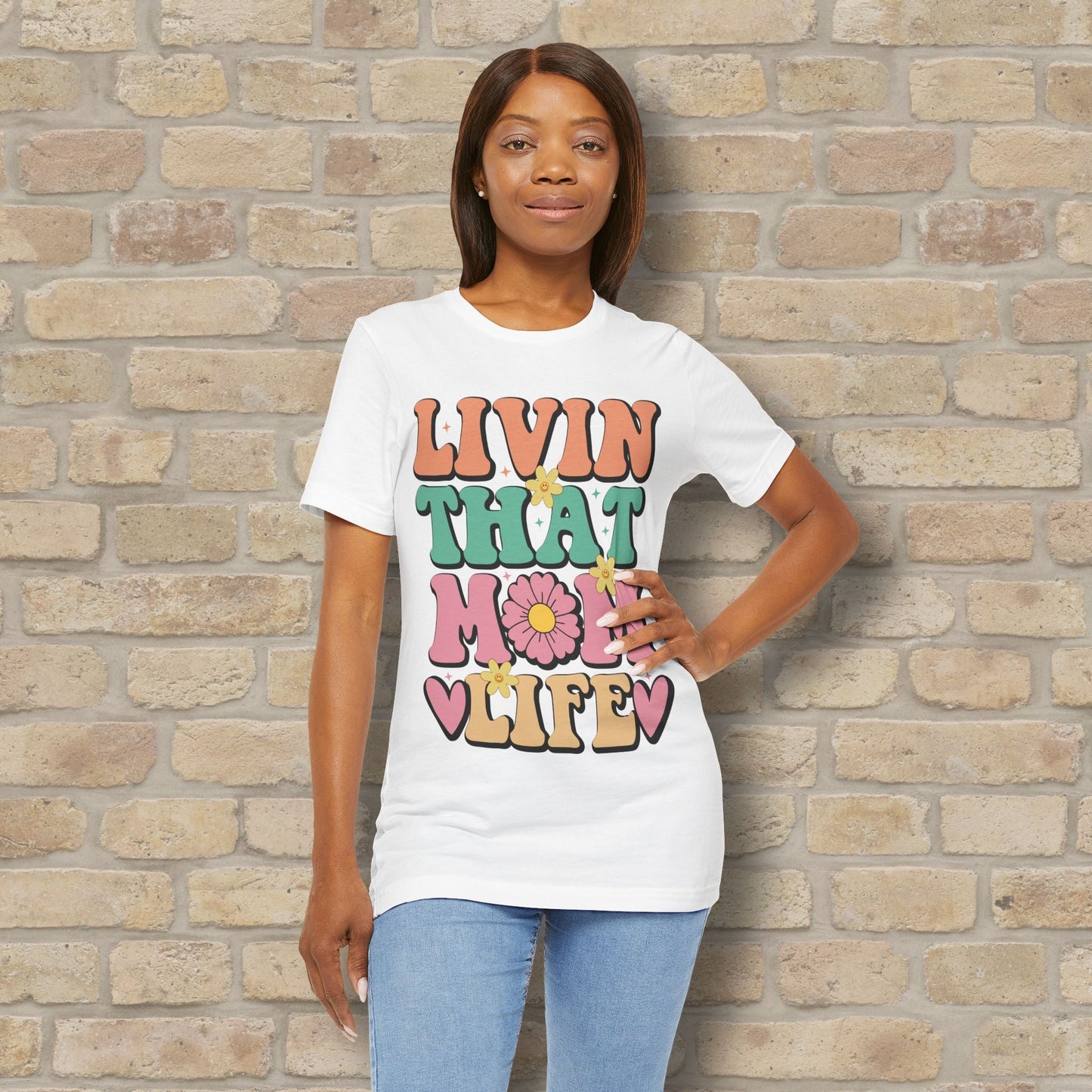 T-Shirt Livin’ That Mom Life Tee - Vibrant Styles