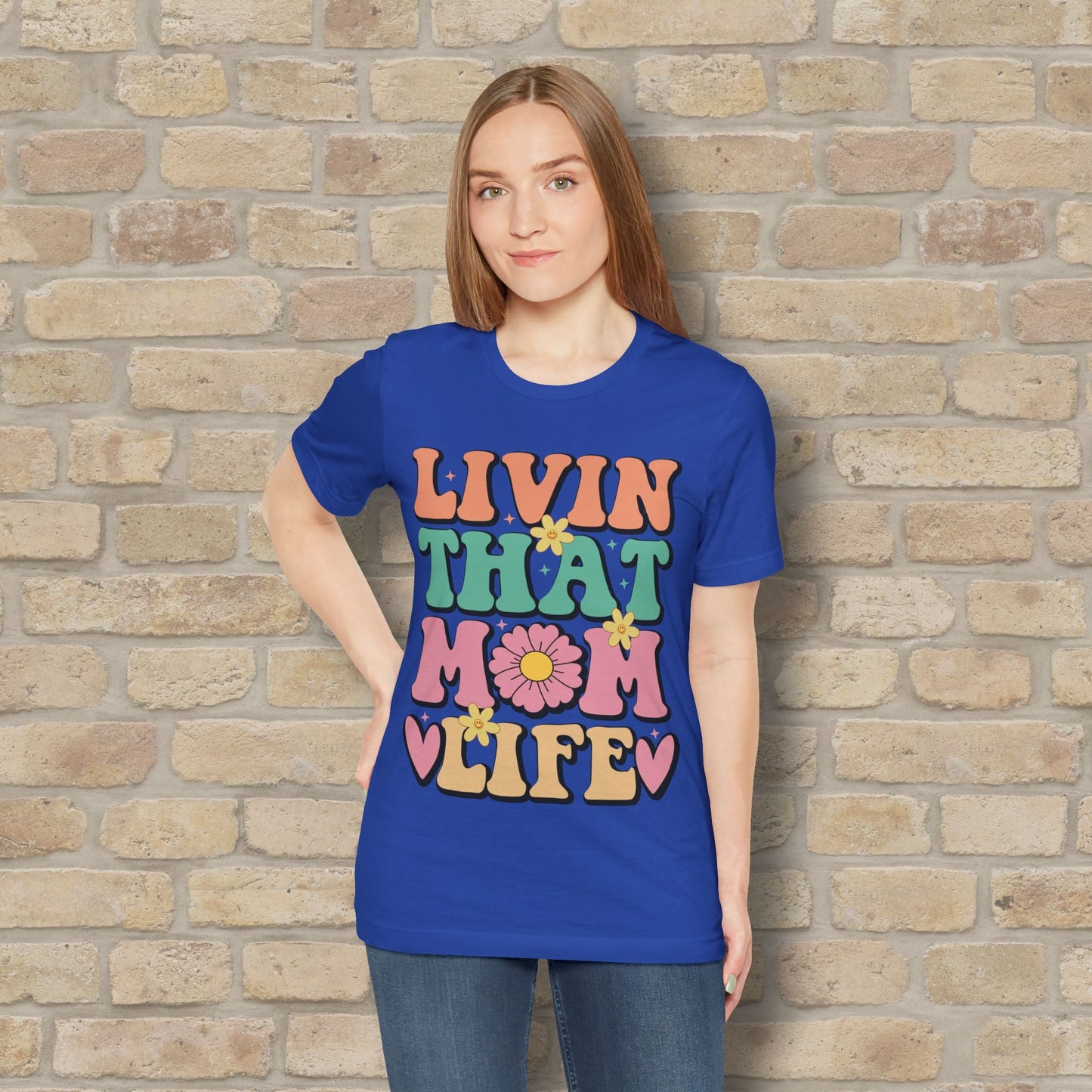 T-Shirt Livin’ That Mom Life Tee - Vibrant Styles