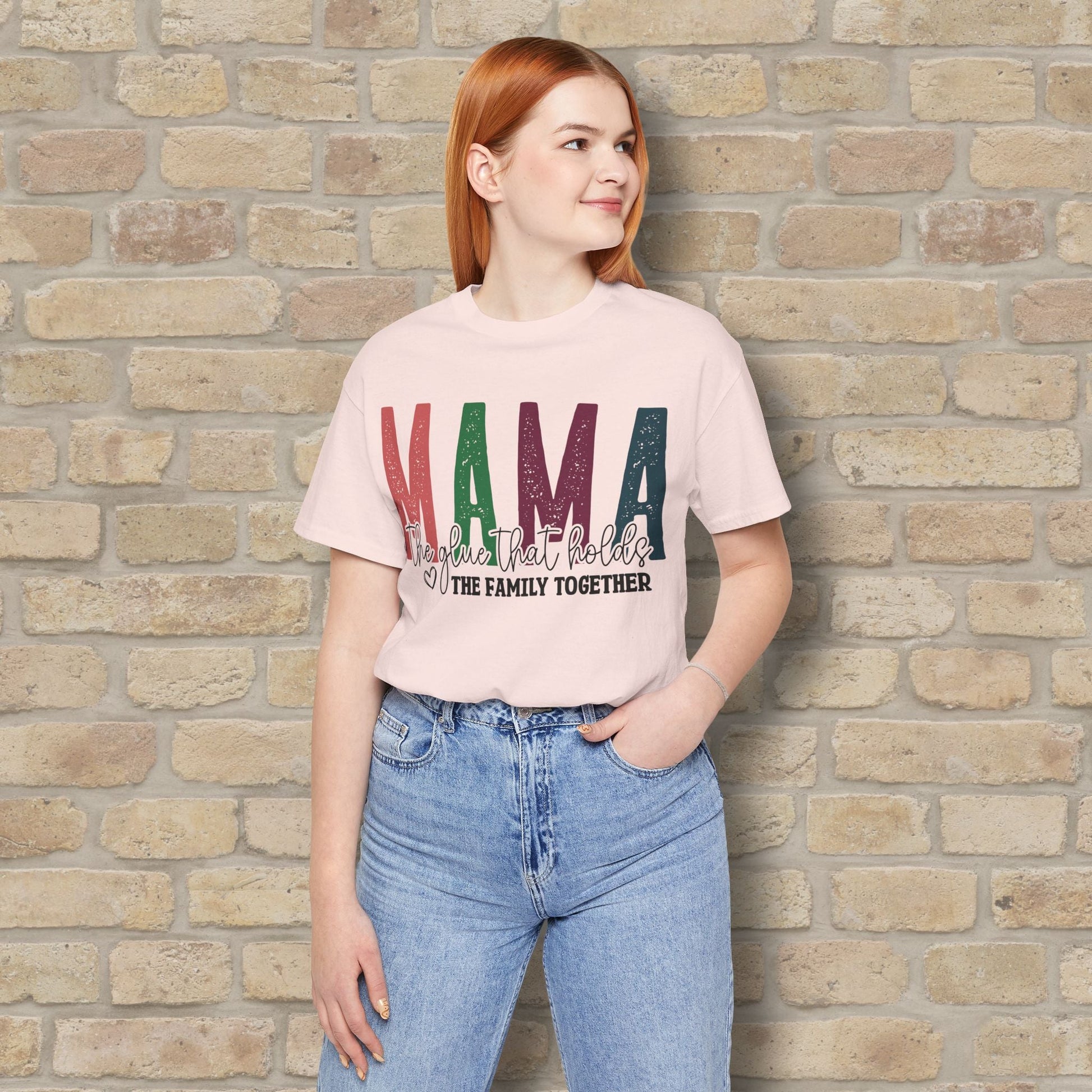 T-Shirt Mama – The Glue That Holds the Family Together Tee - Vibrant Styles