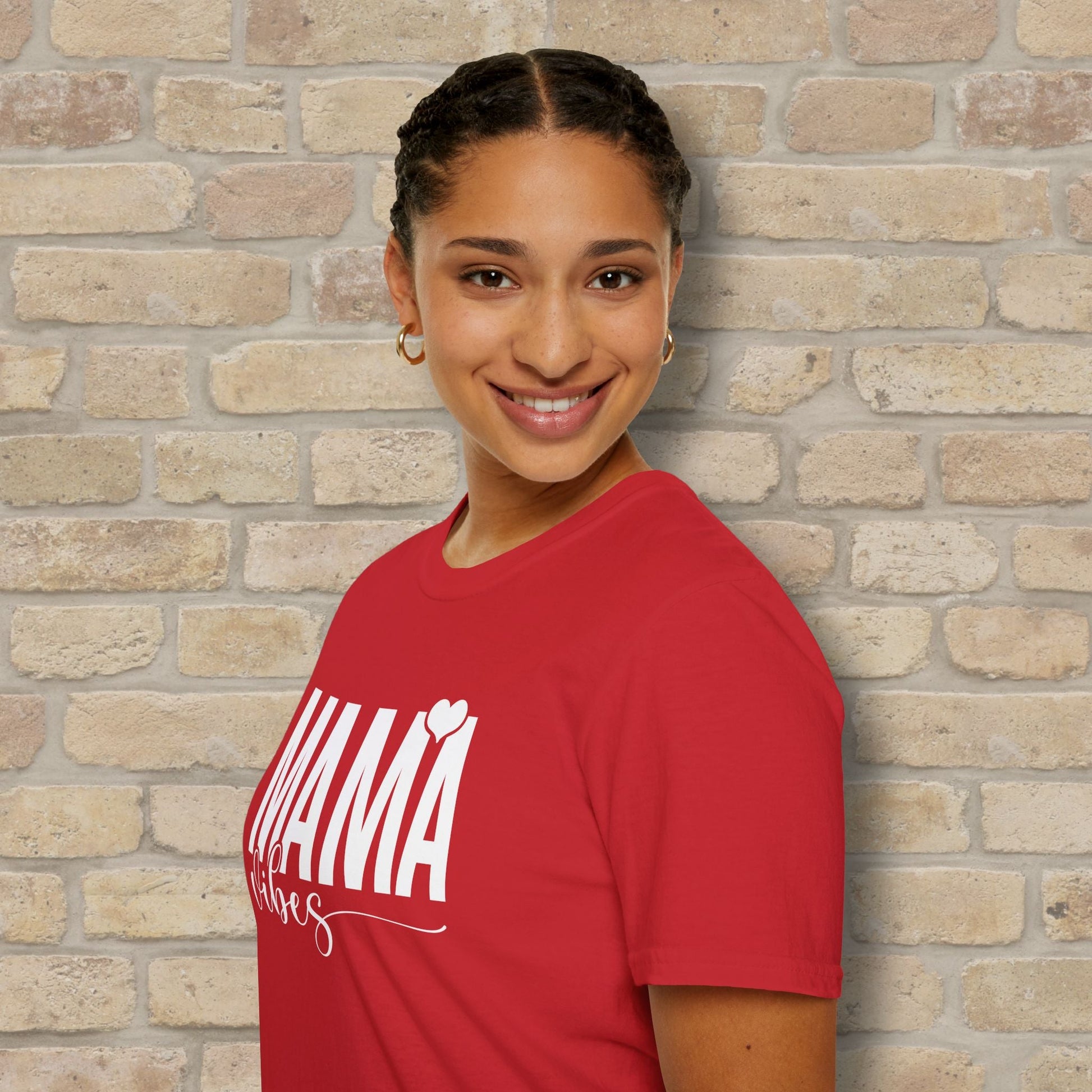 Mostly Text Mama Vibes Tee - Vibrant Styles