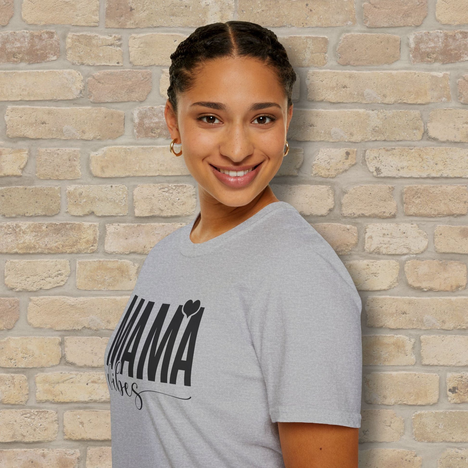 Mostly Text Mama Vibes Tee - Vibrant Styles