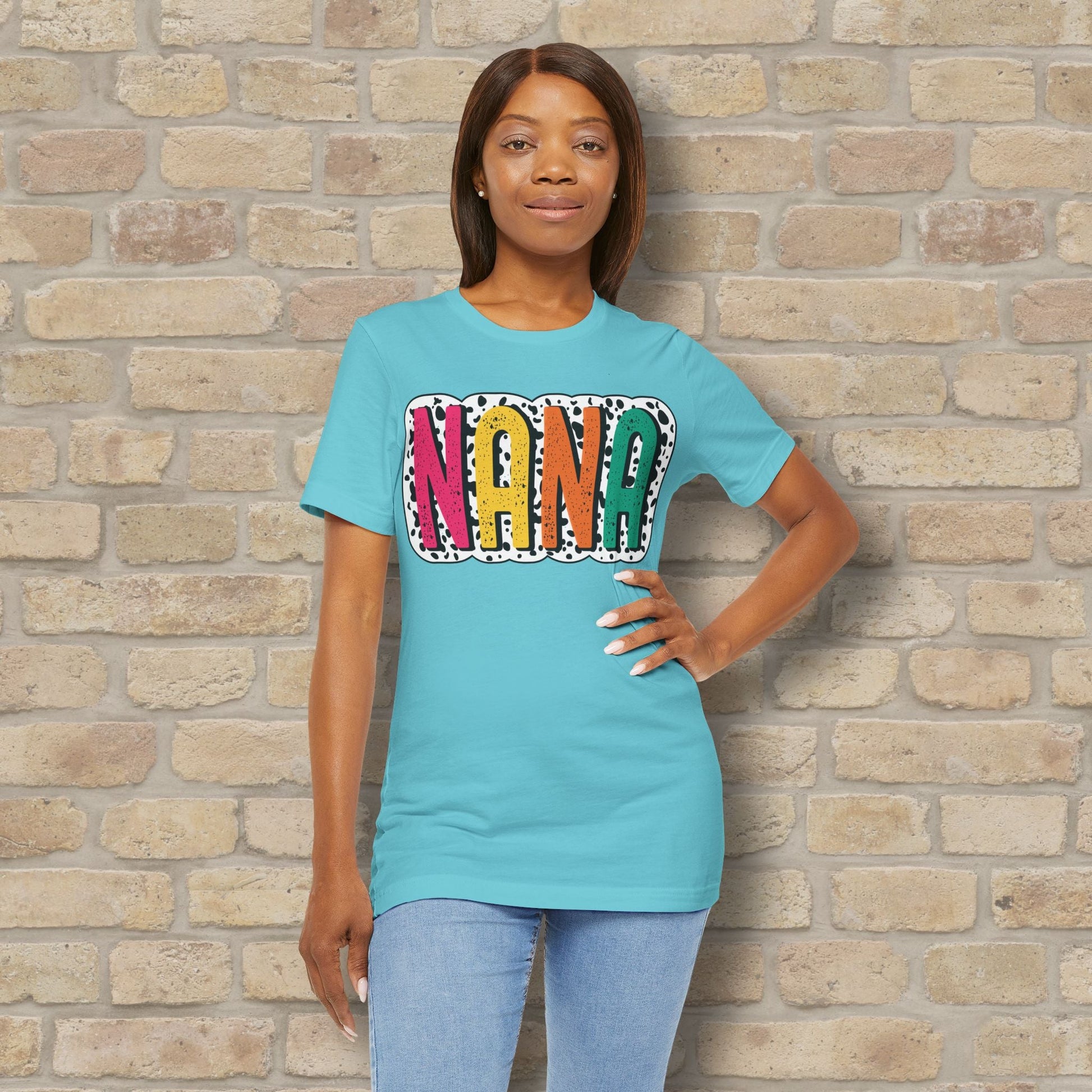 T-Shirt Nana Color Pop Tee - Vibrant Styles