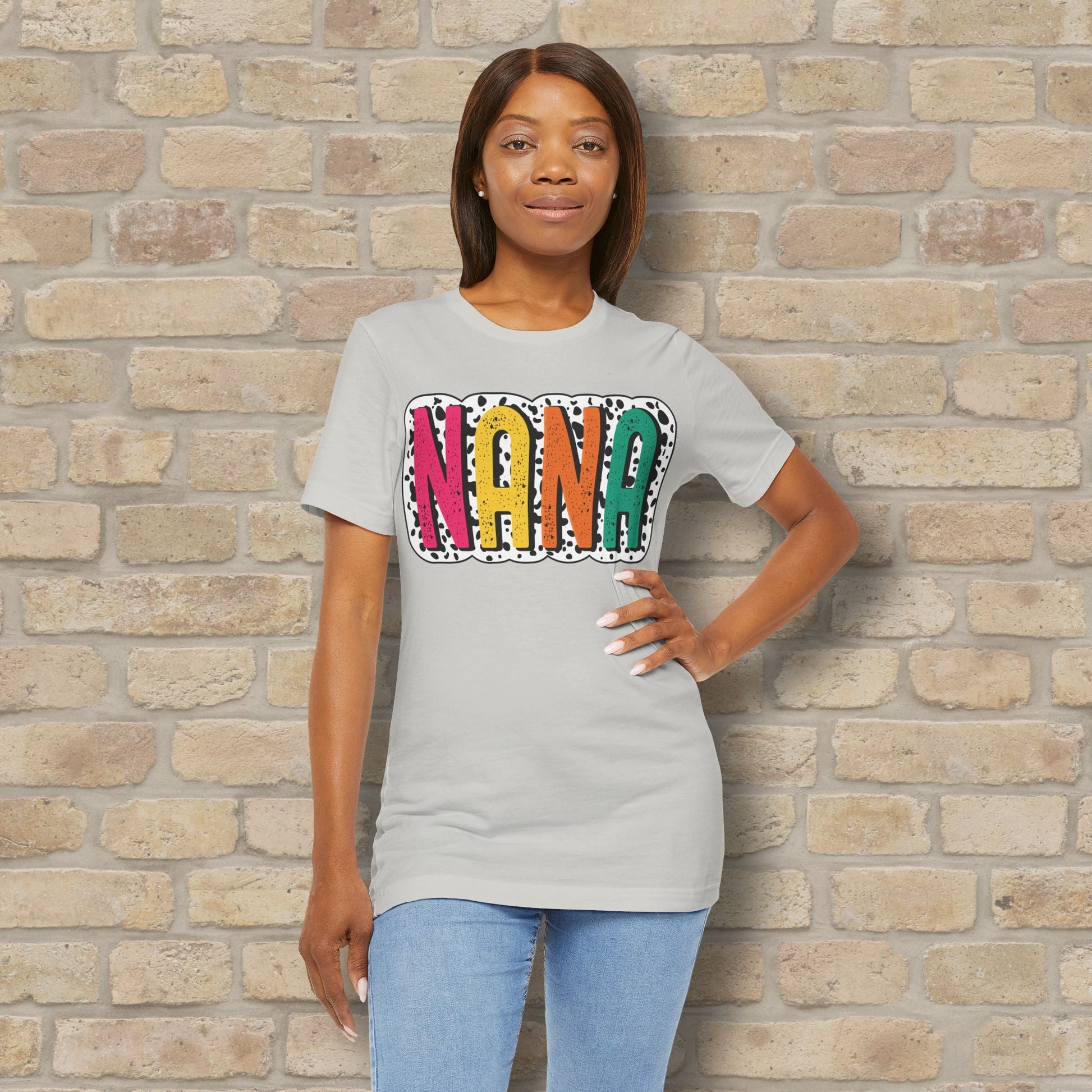 T-Shirt Nana Color Pop Tee - Vibrant Styles