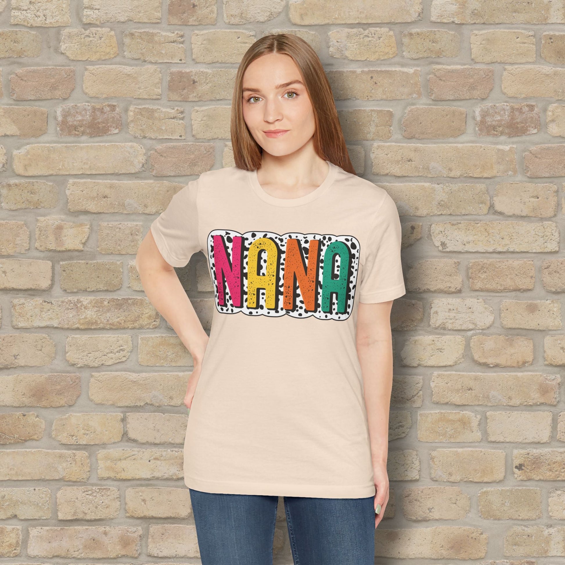 T-Shirt Nana Color Pop Tee - Vibrant Styles