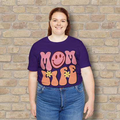 Mostly Text T-Shirts Retro Mom Life Tee - Vibrant Styles
