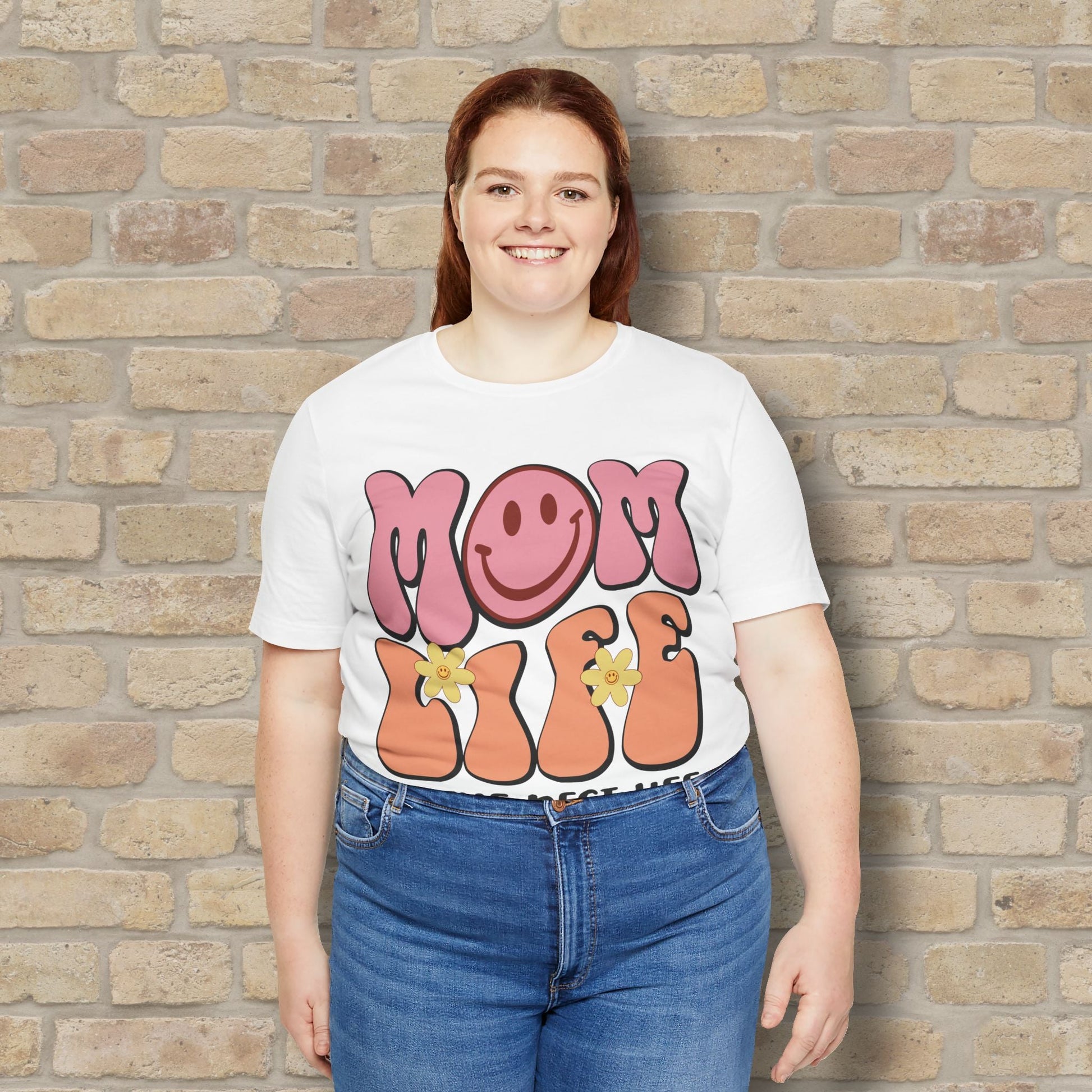 Mostly Text T-Shirts Retro Mom Life Tee - Vibrant Styles