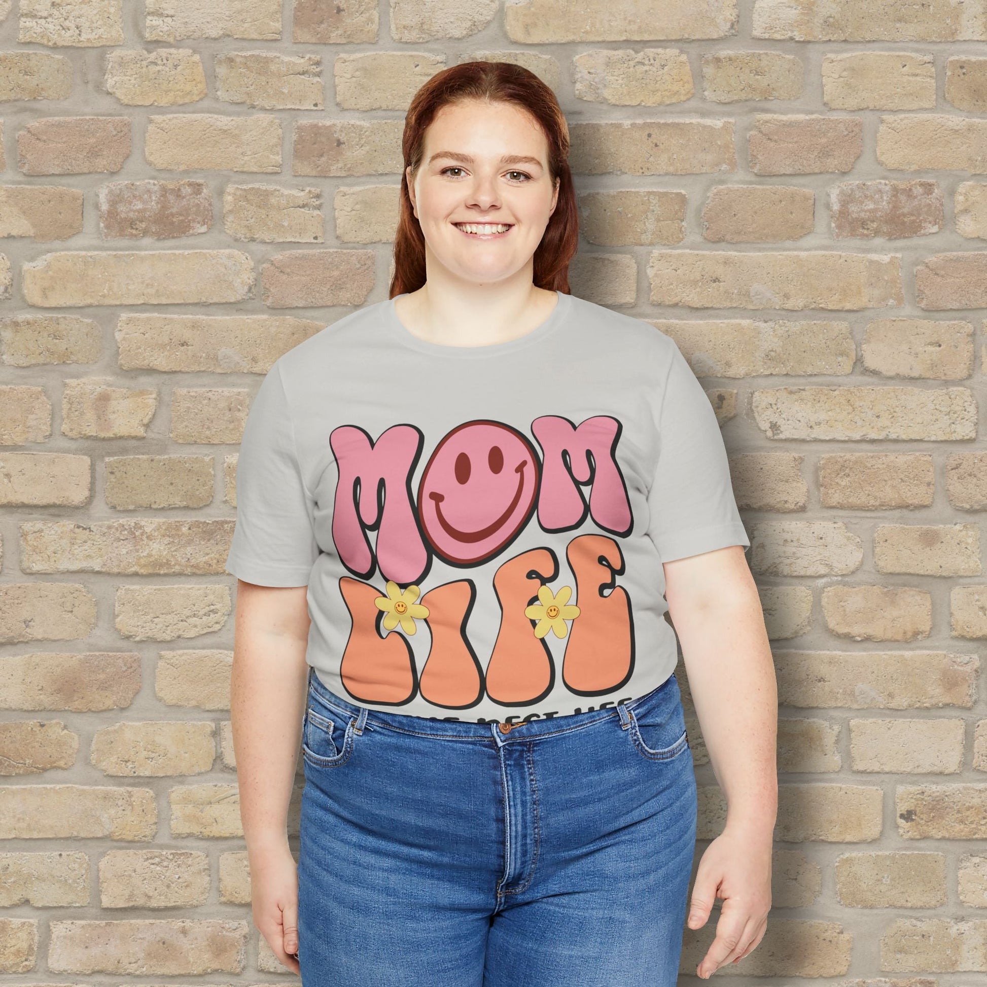 Mostly Text T-Shirts Retro Mom Life Tee - Vibrant Styles