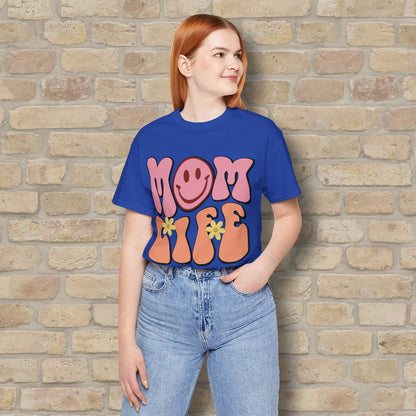 Mostly Text T-Shirts Retro Mom Life Tee - Vibrant Styles