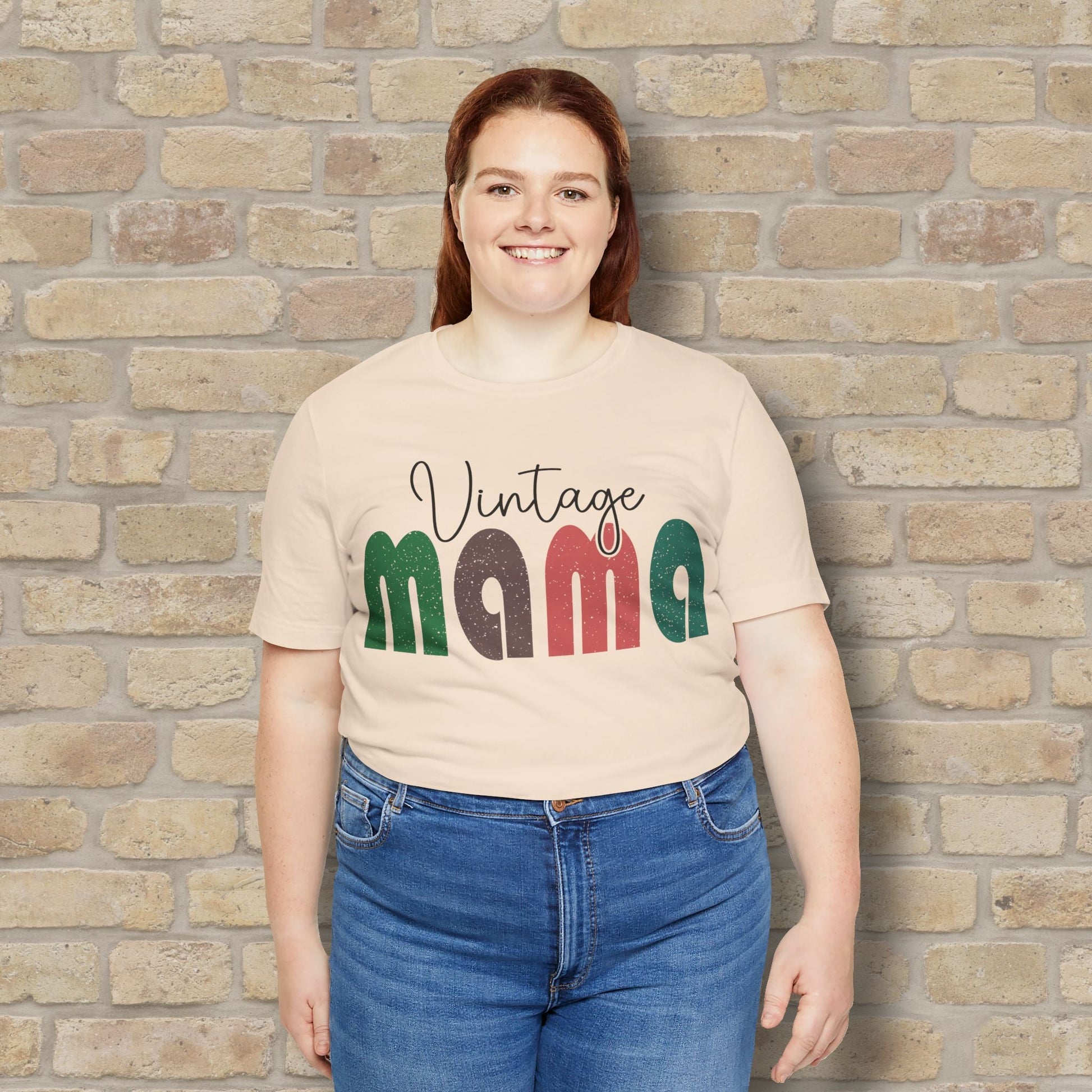 T-Shirt Vintage Mama Tee – Timeless Style, Still Got It - Vibrant Styles