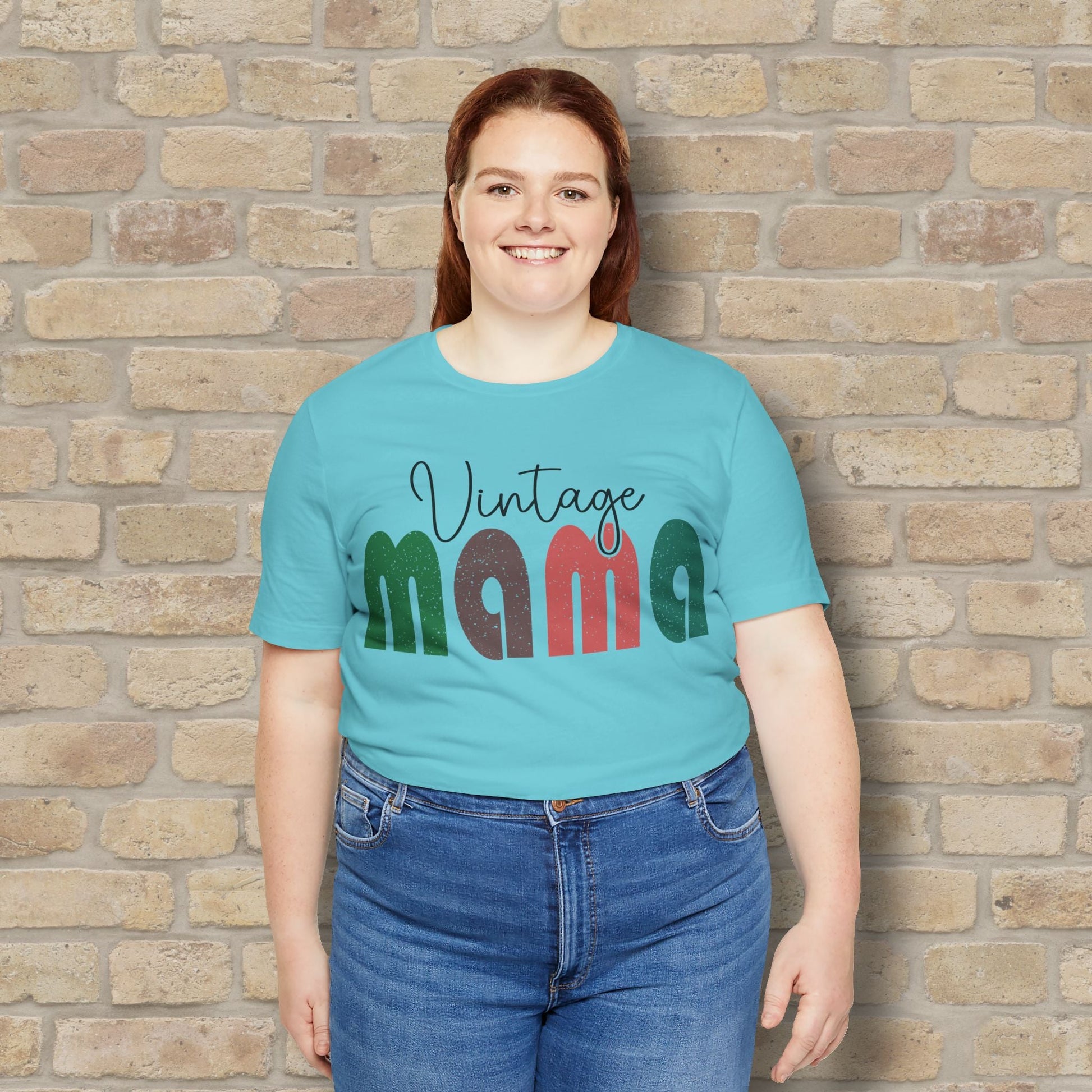 T-Shirt Vintage Mama Tee – Timeless Style, Still Got It - Vibrant Styles