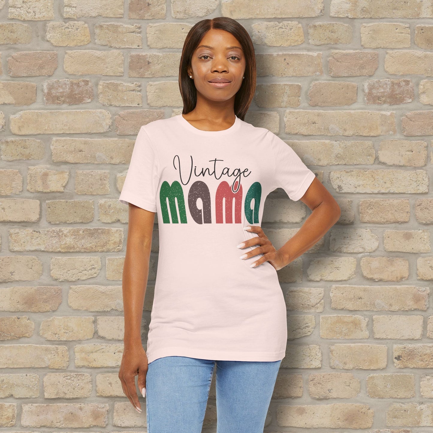 T-Shirt Vintage Mama Tee – Timeless Style, Still Got It - Vibrant Styles
