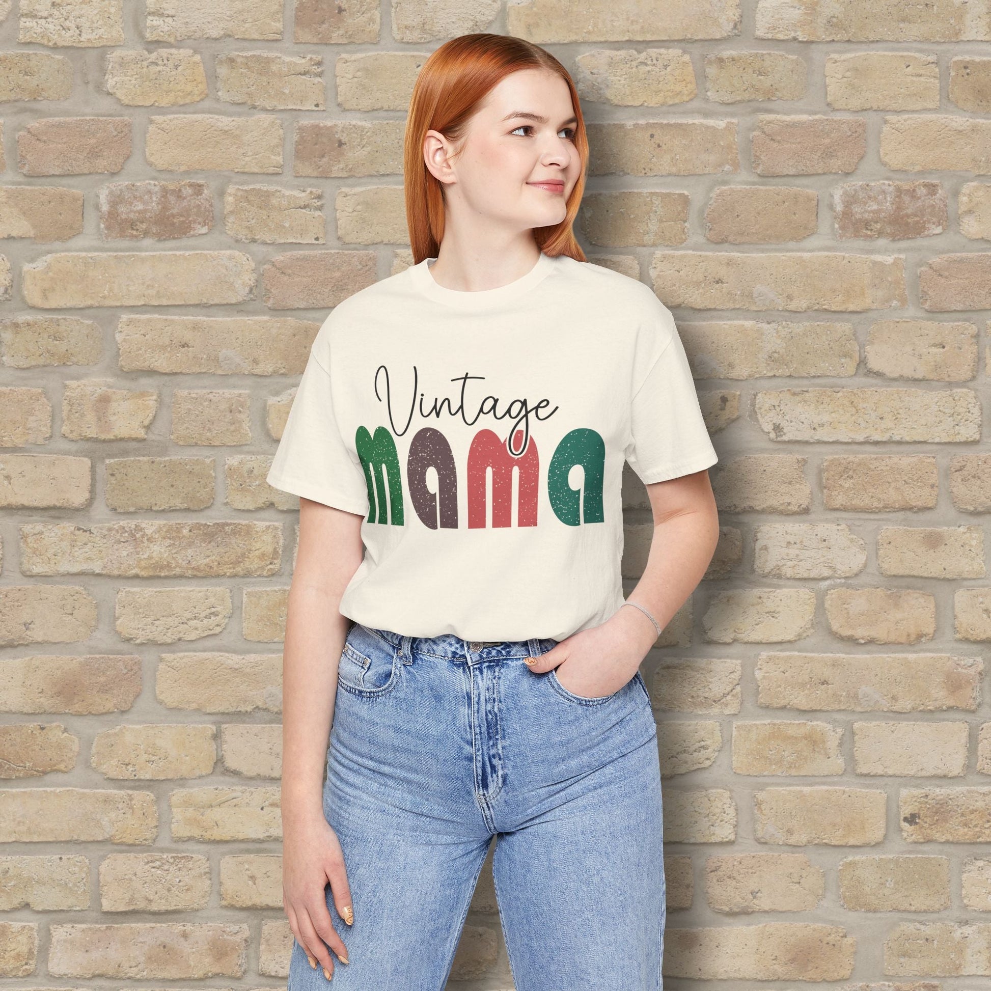 T-Shirt Vintage Mama Tee – Timeless Style, Still Got It - Vibrant Styles